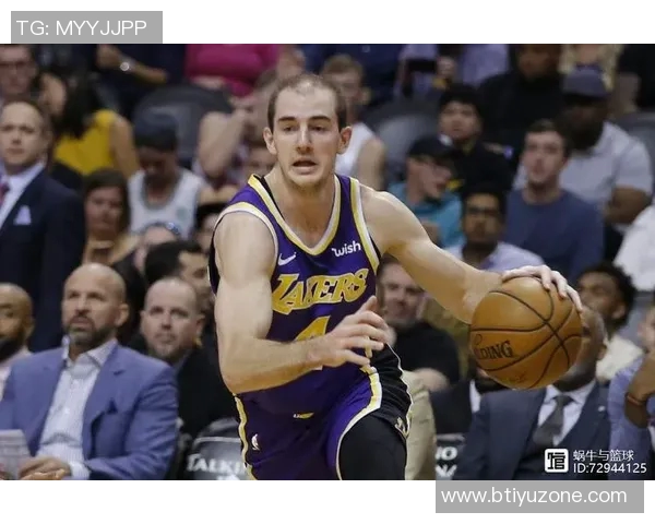 米西表现出色6投5中轻松斩获10分6篮板3助攻1抢断2盖帽正负值高达18